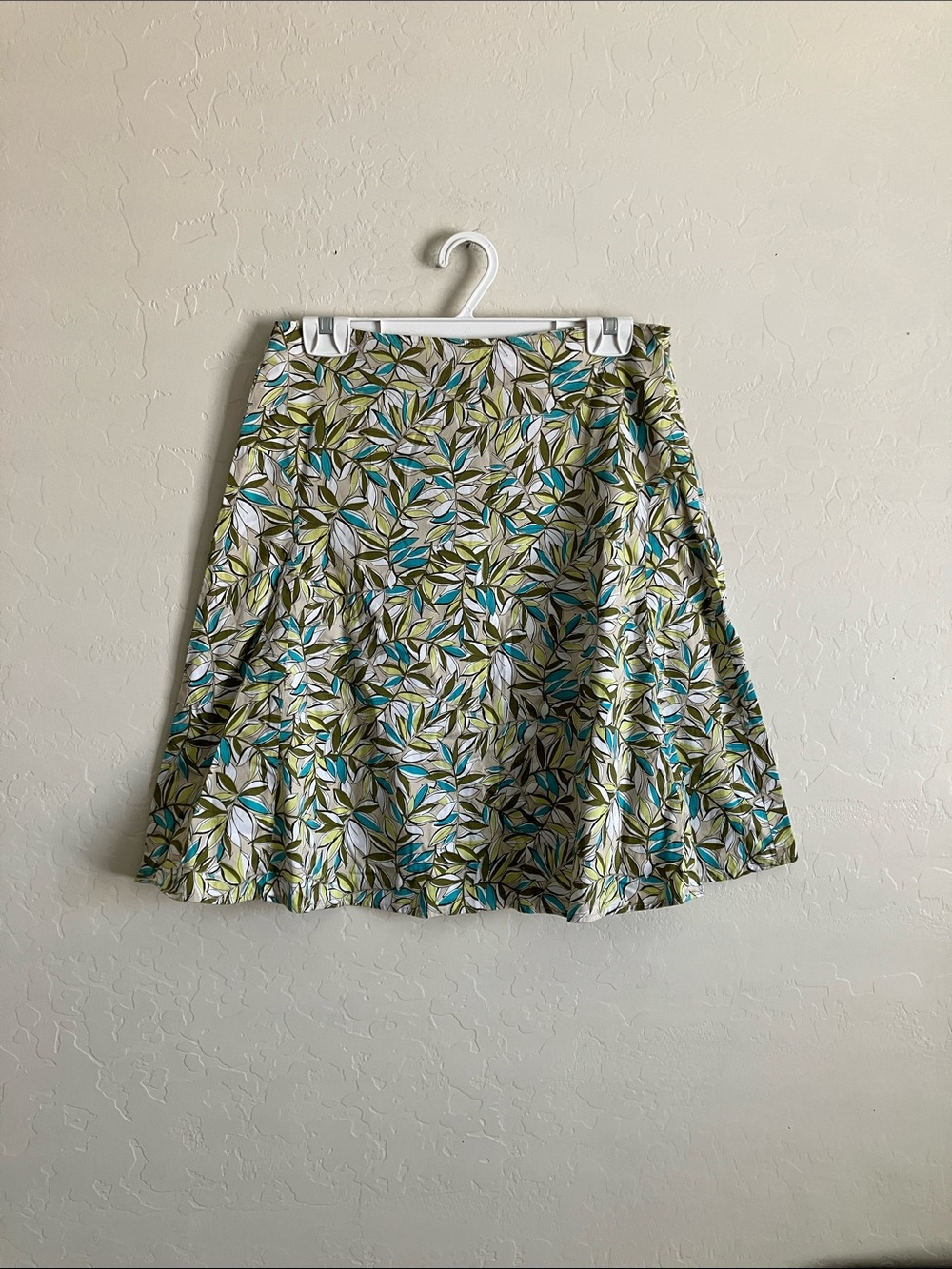 Geoffrey Beene Sport Skirt Womens 10 (Runs Large) A‑Line Stretch Lightweight